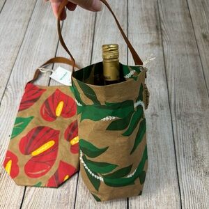 NWT Foodland Hawaii Washable Wine Gift Tote Bags (Set of 2)